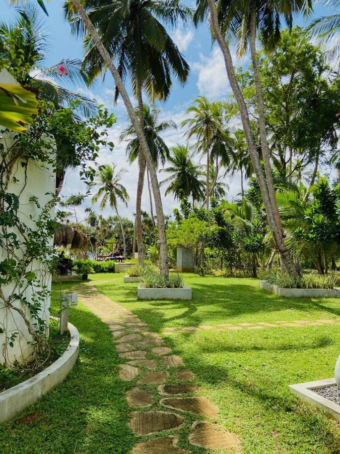 Sanjis The Seaside Cabanas Tangalle Ngoại thất bức ảnh
